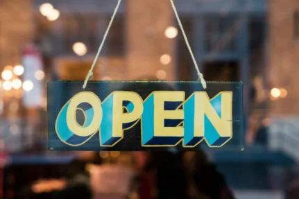 Wijziging openingsuren en verplichte sluitingsdag geschrapt